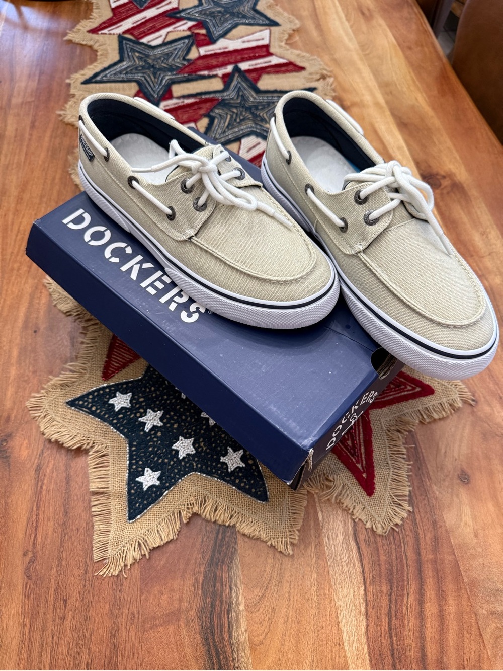 Dockers Men’s Beige Canvas Boat Shoes, 9